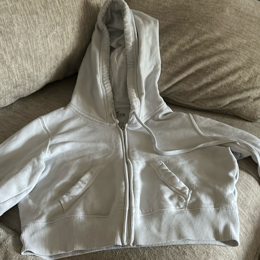 Holister cropped white jacket